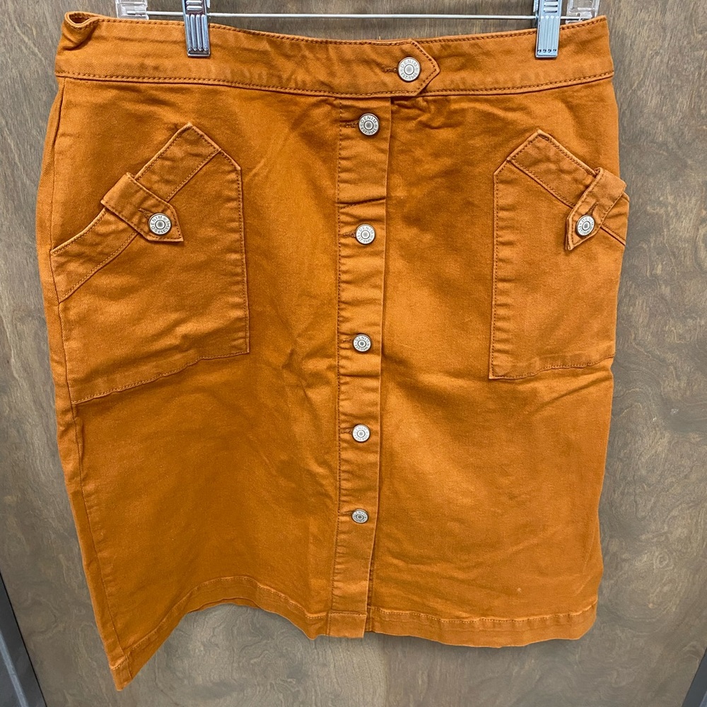 Chic Orange Button-Front Pencil Skirt
